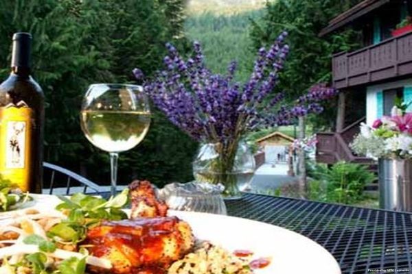 CRYSTAL MOUNTAIN HOTELS (Enumclaw)